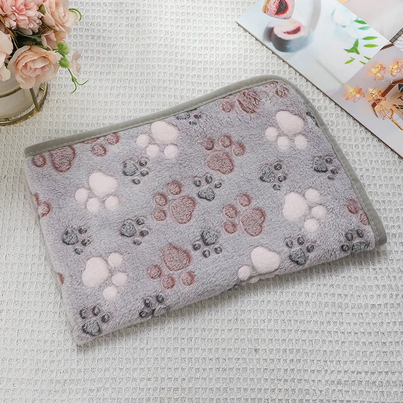 Cozy Fleece Pet Blanket β Soft, Warm & Washable - Pup Confort Store