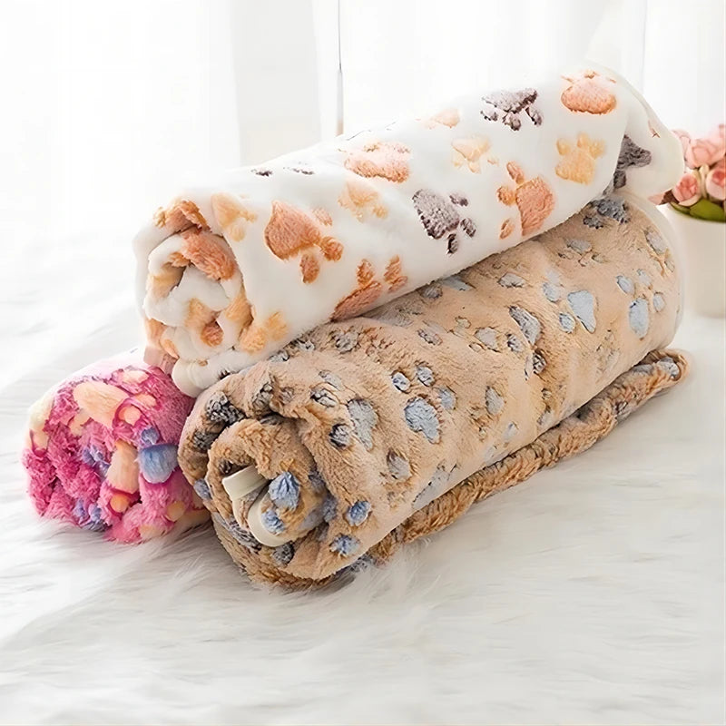 Cozy Fleece Pet Blanket β Soft, Warm & Washable - Pup Confort Store