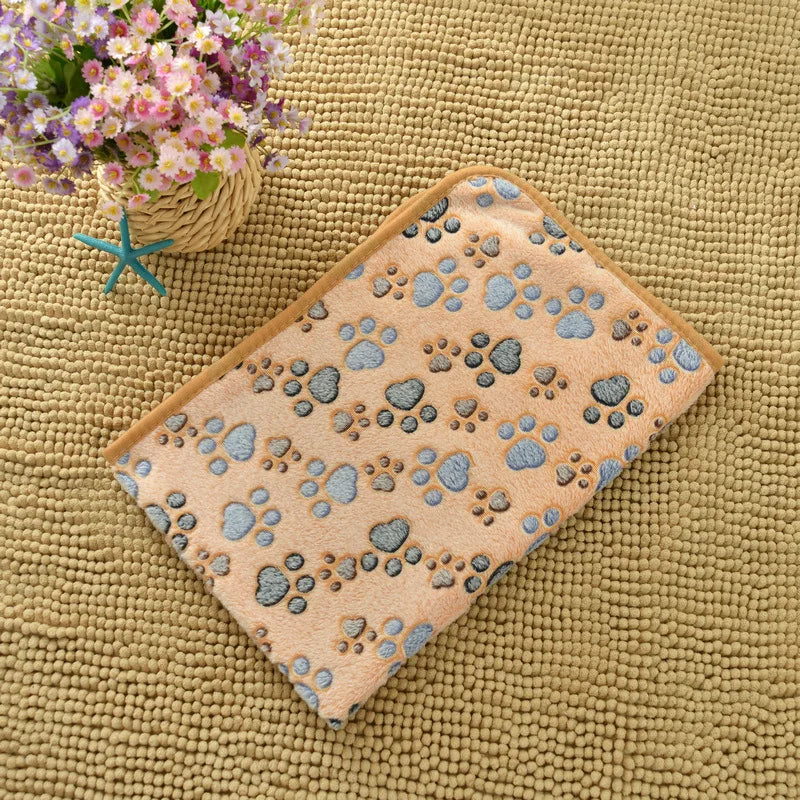 Cozy Fleece Pet Blanket β Soft, Warm & Washable - Pup Confort Store