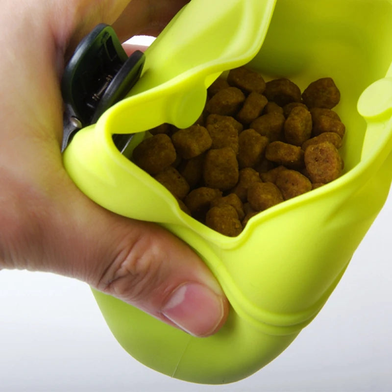 Portable Silicone Dog Treat Pouch β Clip & Train Anywhere - Pup Confort Store